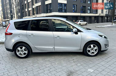 Минивэн Renault Scenic 2012 в Ивано-Франковске