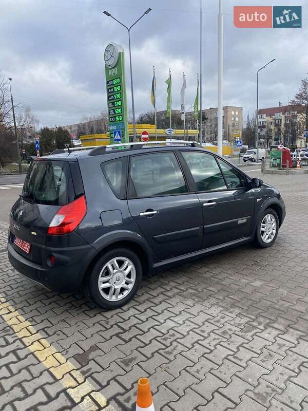 Минивэн Renault Scenic 2008 в Млинове