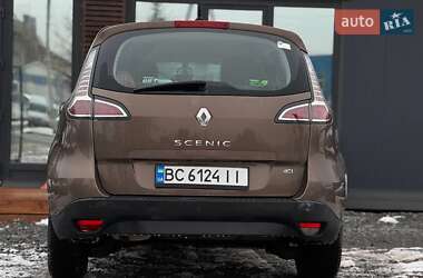 Минивэн Renault Scenic 2013 в 