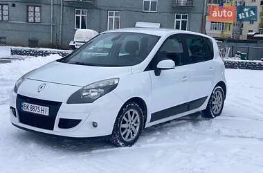 Мінівен Renault Scenic 2010 в Львові