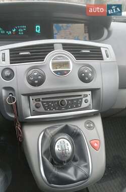 Минивэн Renault Scenic 2009 в 