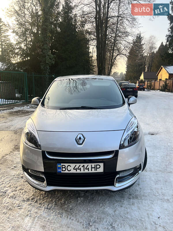 Renault Scenic 2012