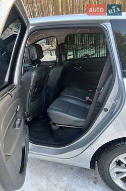 Минивэн Renault Scenic 2012 в 