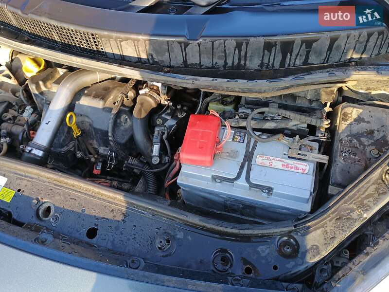Минивэн Renault Scenic 2007 в Городке