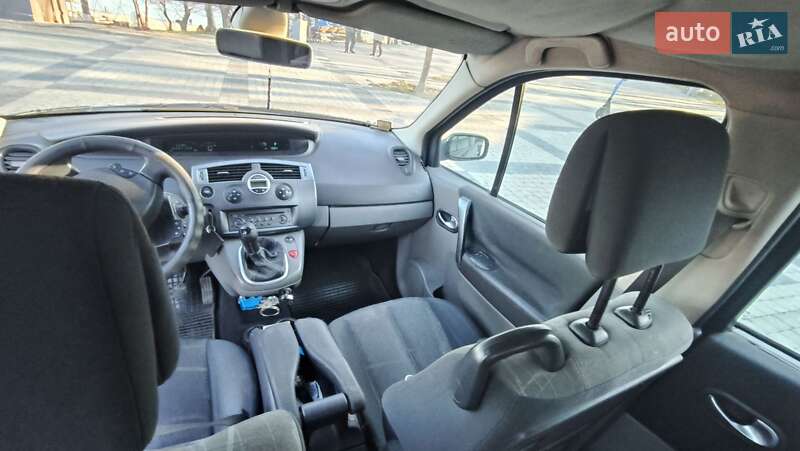Минивэн Renault Scenic 2005 в Одессе