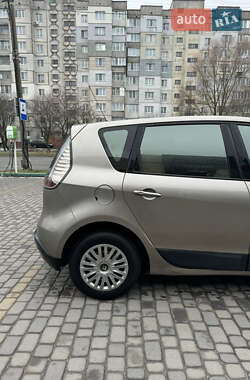 Мінівен Renault Scenic 2012 в Хмельницькому