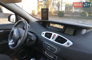 Минивэн Renault Scenic 2010 в Золочеве