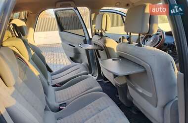 Мінівен Renault Scenic 2004 в 