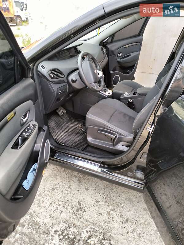 Минивэн Renault Scenic 2010 в Днепре фото 8 Минивэн Renault Scenic 2010 в Днепре