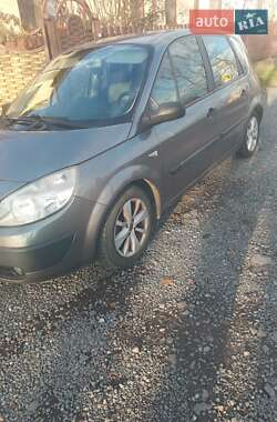 Мінівен Renault Scenic 2005 в Мукачевому