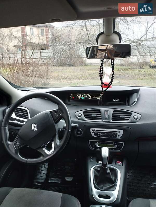 Минивэн Renault Scenic 2013 в Василькове