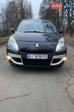 Мінівен Renault Scenic 2009 в Борисполі