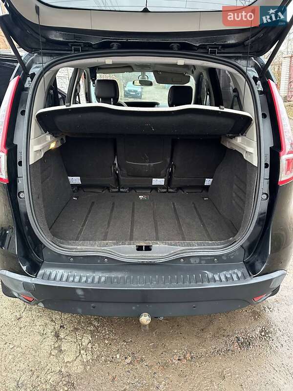 Минивэн Renault Scenic 2010 в Новых Санжарах