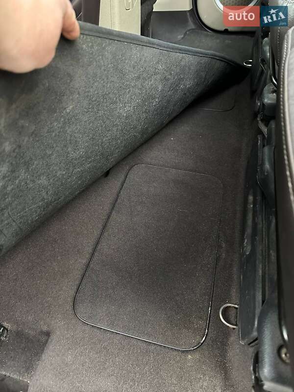 Минивэн Renault Scenic 2010 в Новых Санжарах фото 26 Минивэн Renault Scenic 2010 в Новых Санжарах