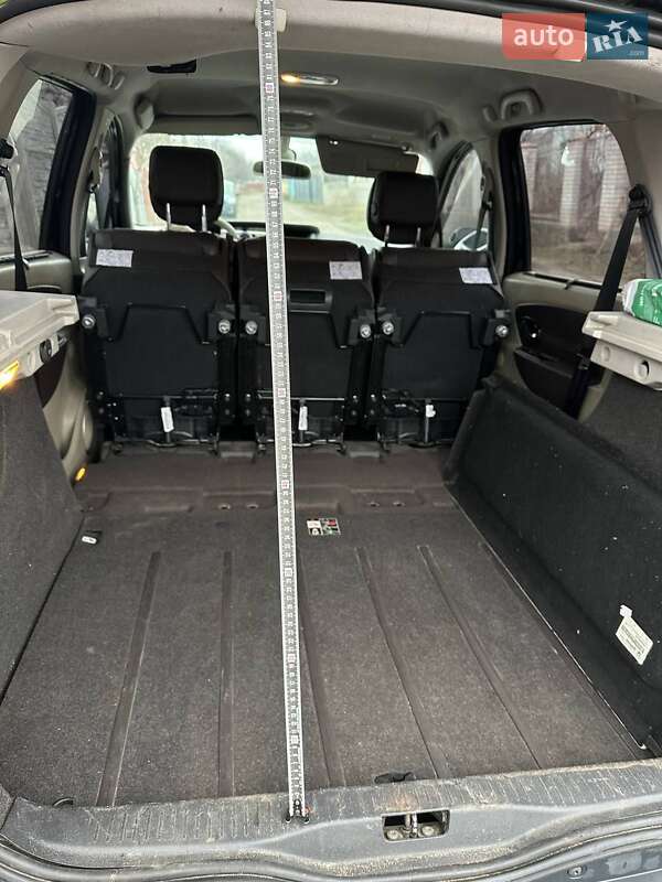 Минивэн Renault Scenic 2010 в Новых Санжарах фото 29 Минивэн Renault Scenic 2010 в Новых Санжарах