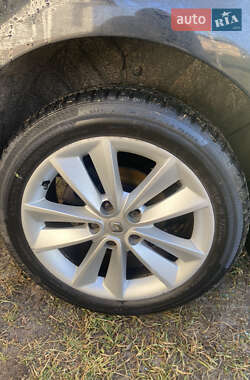 Минивэн Renault Scenic 2010 в 