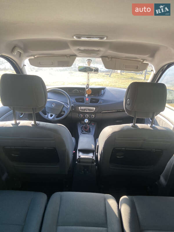 Минивэн Renault Scenic 2010 в Жовкве