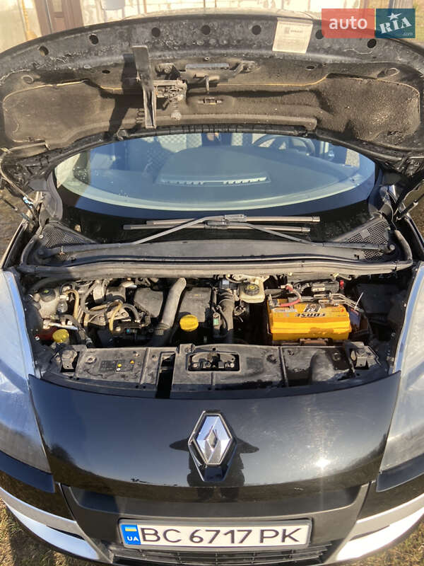 Минивэн Renault Scenic 2010 в Жовкве