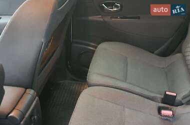 Минивэн Renault Scenic 2011 в 