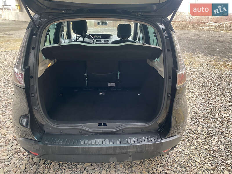 Минивэн Renault Scenic 2016 в Луцке