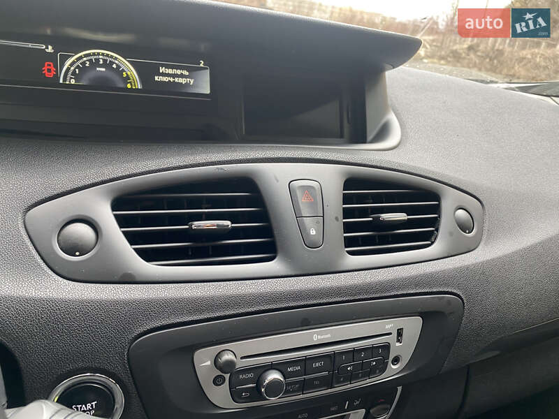 Минивэн Renault Scenic 2016 в Луцке
