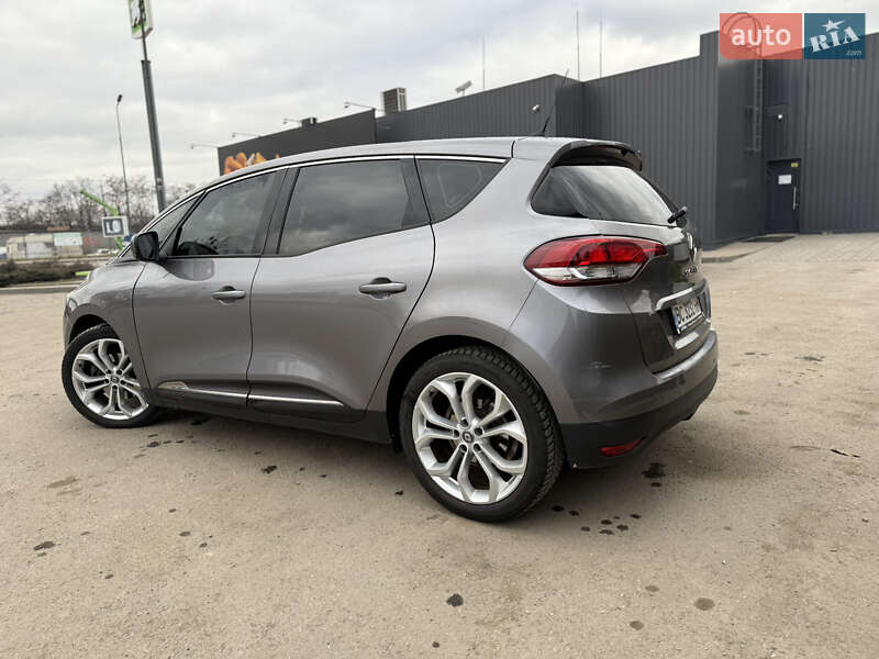 Мінівен Renault Scenic 2017 в Івано-Франківську