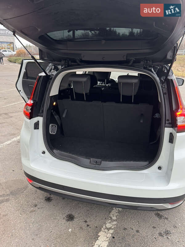 Минивэн Renault Scenic 2017 в Киеве