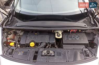 Мінівен Renault Scenic 2011 в 