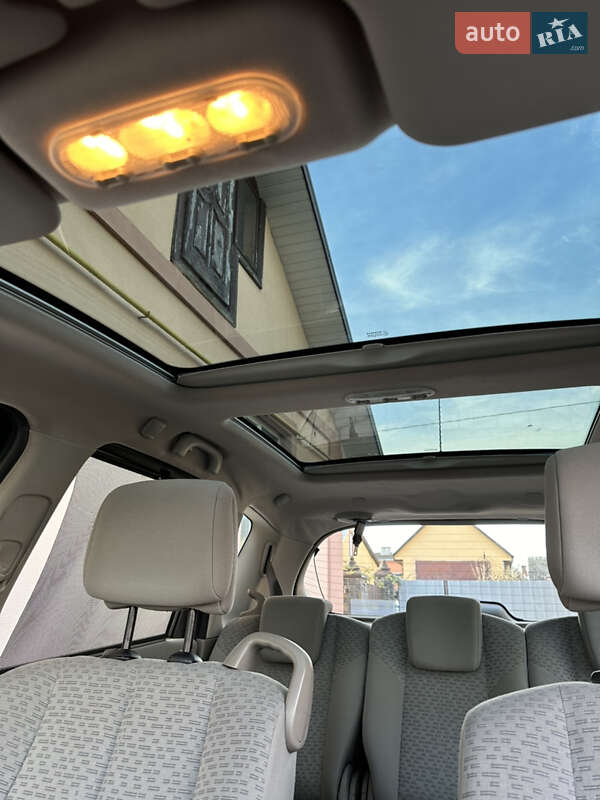 Минивэн Renault Scenic 2006 в Луцке