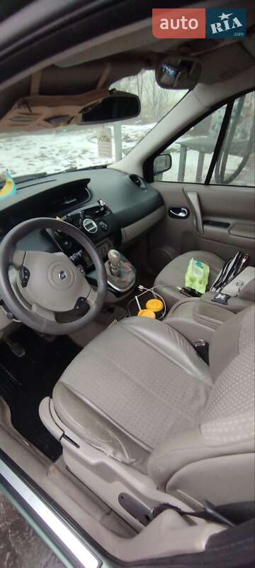 Мінівен Renault Scenic 2006 в Нововолинську