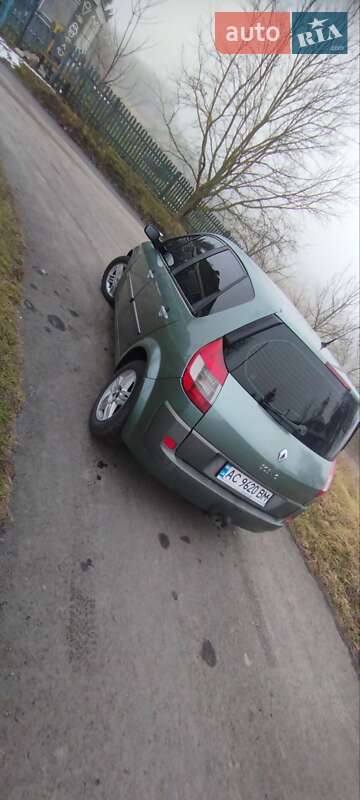 Мінівен Renault Scenic 2006 в Нововолинську