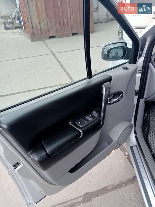 Минивэн Renault Scenic 2004 в Ровно фото 7 Минивэн Renault Scenic 2004 в Ровно