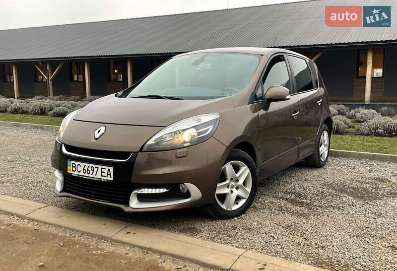 Минивэн Renault Scenic 2013 в Меденичах