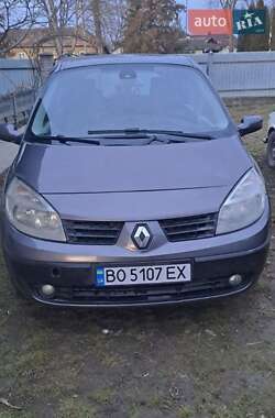 Минивэн Renault Scenic 2004 в Толстом