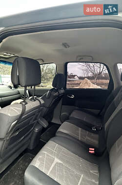 Минивэн Renault Scenic 2004 в 