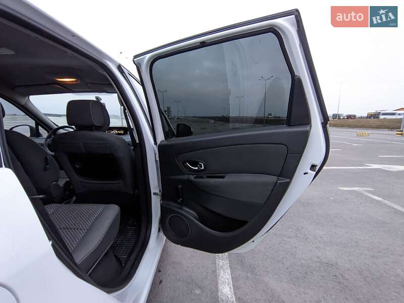 Минивэн Renault Scenic 2012 в Львове