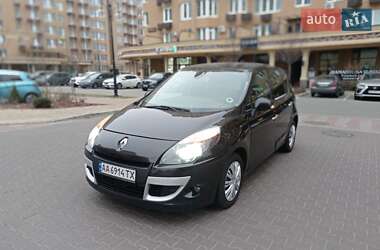 Мінівен Renault Scenic 2010 в Києві