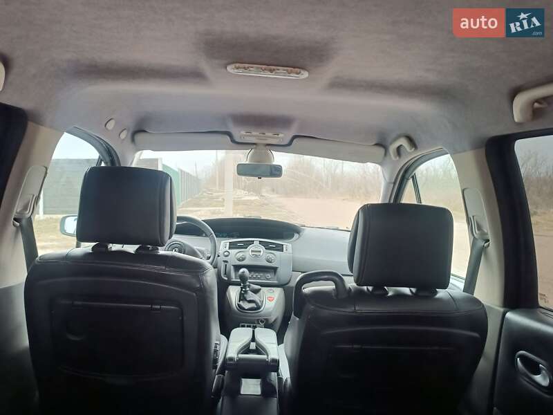 Минивэн Renault Scenic 2005 в Чернигове