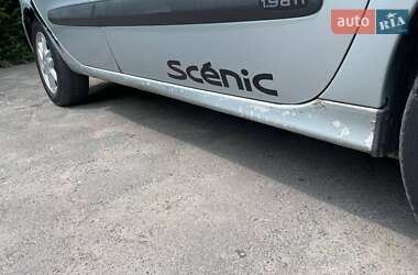 Минивэн Renault Scenic 2000 в 