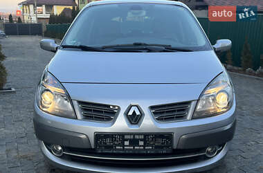 Минивэн Renault Scenic 2009 в 