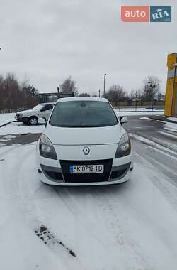 Мінівен Renault Scenic 2011 в Дубні