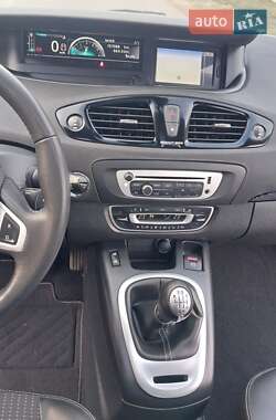 Мінівен Renault Scenic 2012 в Рівному