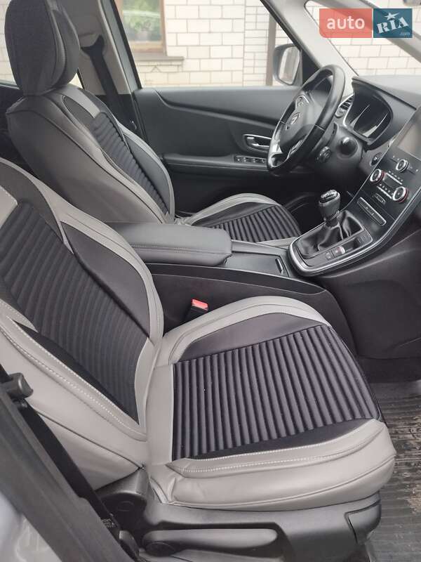 Минивэн Renault Scenic 2017 в Гайвороне