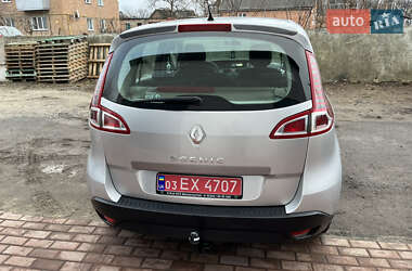 Минивэн Renault Scenic 2011 в Хороле