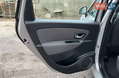 Минивэн Renault Scenic 2011 в Хороле