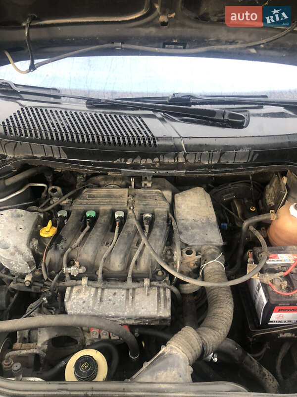 Минивэн Renault Scenic 2000 в Косове