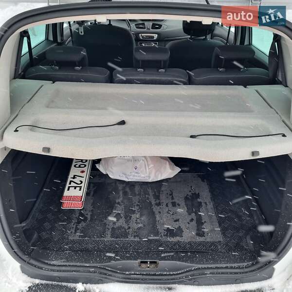 Минивэн Renault Scenic 2015 в Львове