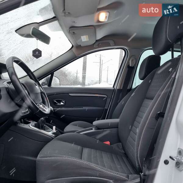 Минивэн Renault Scenic 2015 в Львове