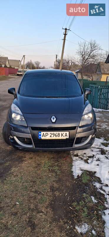 Минивэн Renault Scenic 2011 в Запорожье