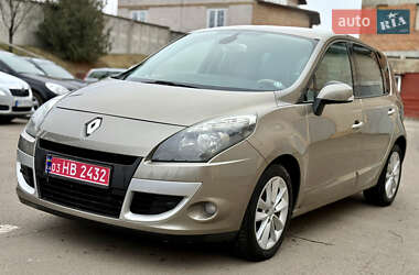 Мінівен Renault Scenic 2011 в Рівному